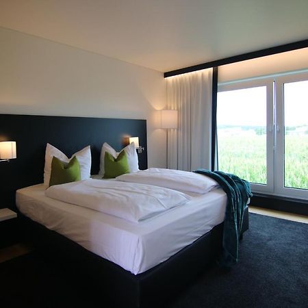 Me Hotel By Wmm Hotels Meitingen Екстер'єр фото