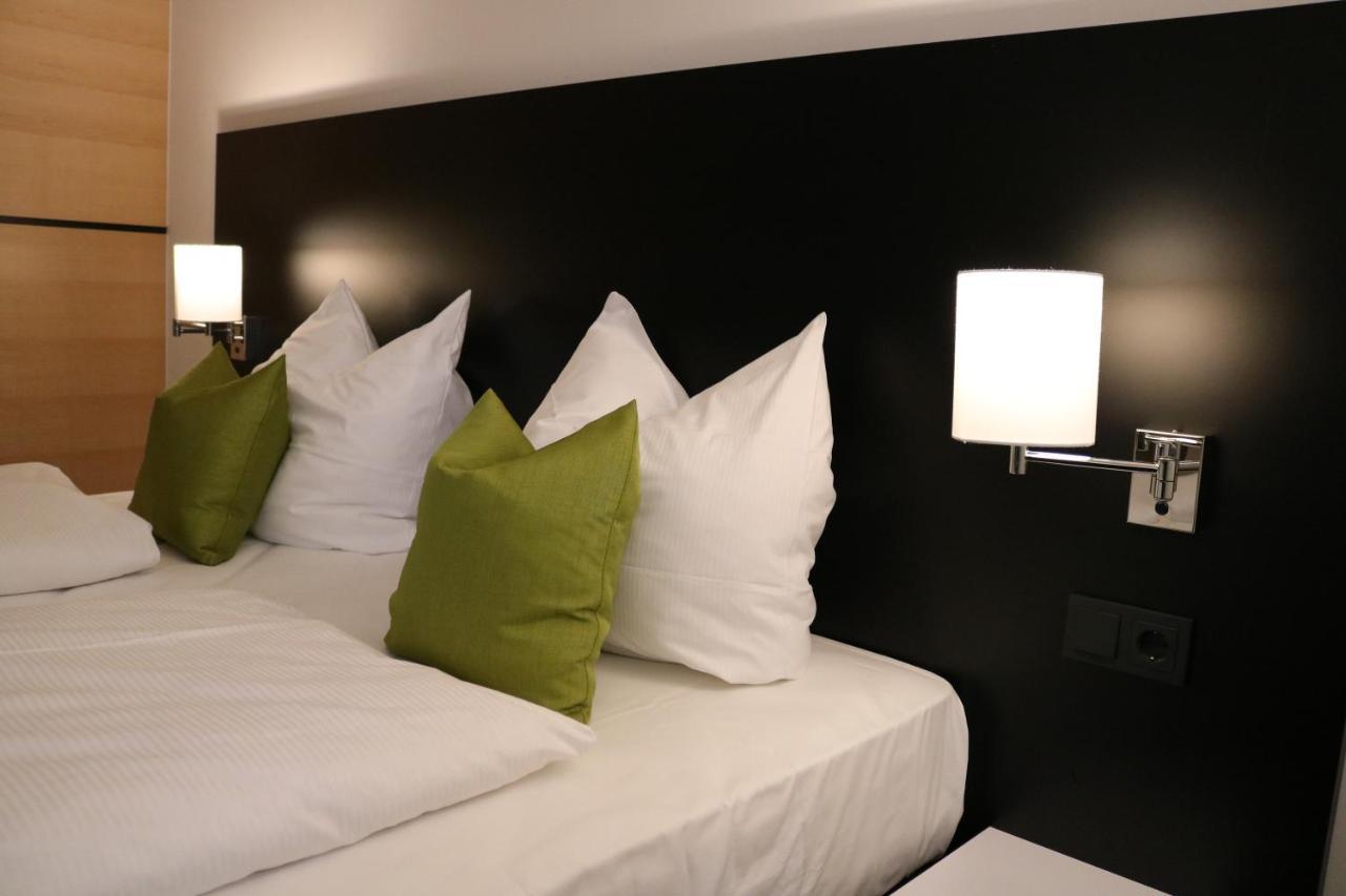 Me Hotel By Wmm Hotels Meitingen Екстер'єр фото