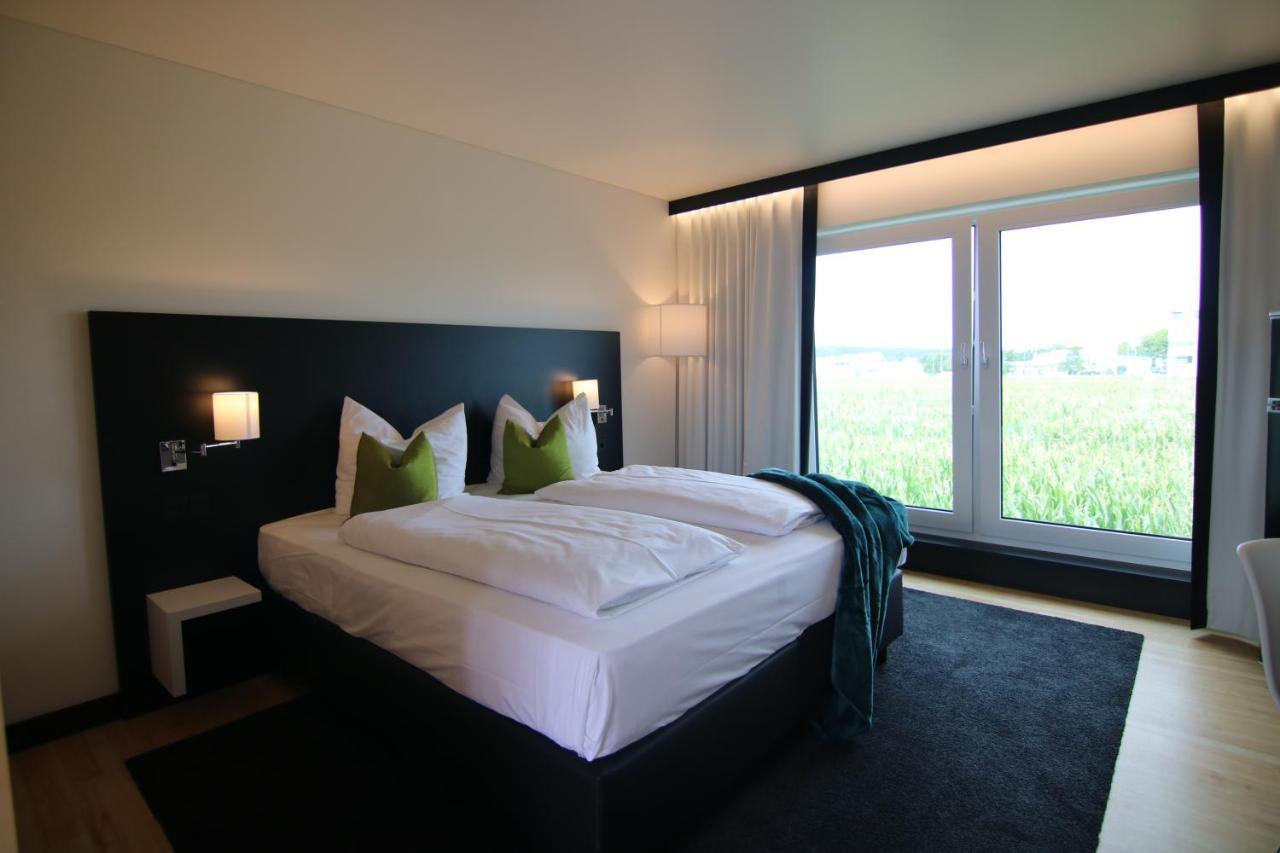 Me Hotel By Wmm Hotels Meitingen Екстер'єр фото
