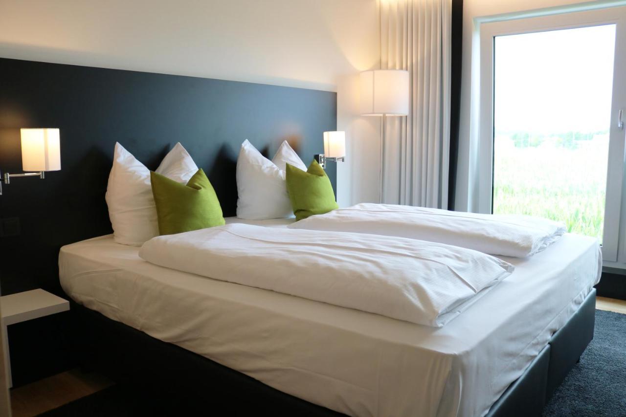 Me Hotel By Wmm Hotels Meitingen Екстер'єр фото